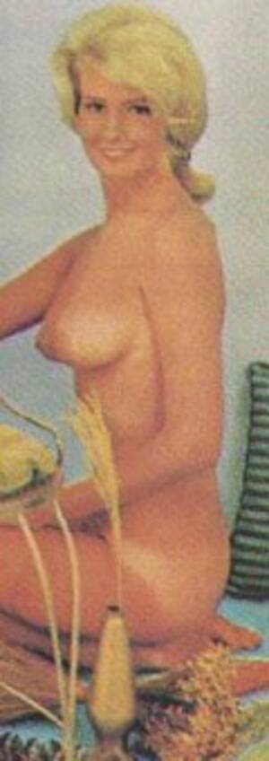 Deidre Hall Naked Porn - Has Deidre Hall ever been nude?