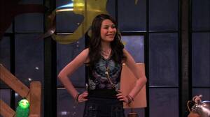 Icarly Porn Accident - iCarly: or, Rather iSparly, the Show I Watch â€“ Part II: Seasons 3, 4, and 5  | Shipcestuous