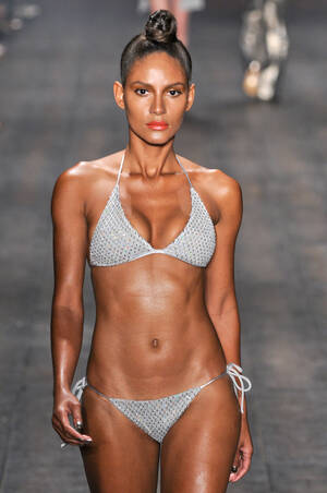 Adriana Sage Porn Stars Like - Oil Spill: 9 Ways To Find The Perfect Moisturizer â€“ StyleCaster