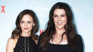 Alexis Bledel - Gilmore Girls' Facts: Alexis Bledel, Lauren Graham and More