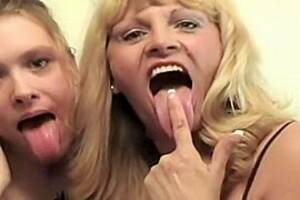 Mature Tongue Kiss Porn - Long tongue kissing - mature x younger, full Amateur porno video (Jul 26,  2018)