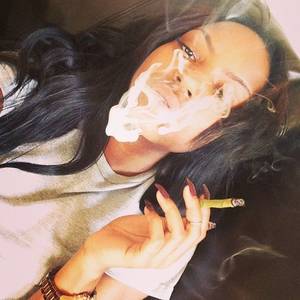 naked black bitch smoking weed - Pretty Girl Swag Aye!