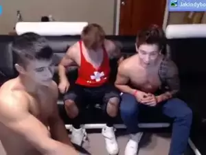 3 Guys On Cam - 3 ripped straight lads mess around on cam | xHamster
