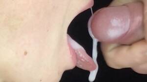 Close Up Blowjob Tongue - Close-up Blowjob and Cumshot on Tongue - Pornhub.com