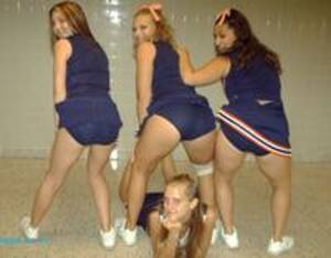 lesbian cheerleader upskirt - Cheerleader images