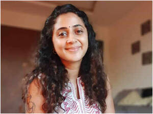 Malayalam Actress Kaniha Porn - Kaniha makes a healthier pizza at home | Malayalam Movie News - Times of  India