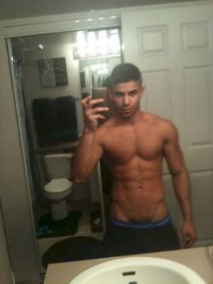 Male Amature Porn - Selfies of Hot Men nudes