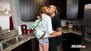 Hd Love Porn Rough - Teen cuties love rough sex . Fuck me - XVIDEOS.COM