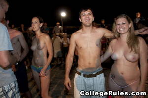 amateur party strip - Drunk amateur freshmen strip and suck cock at college parties - Pichunter