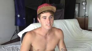 Aussie Male Porn - aussie construction worker gets .