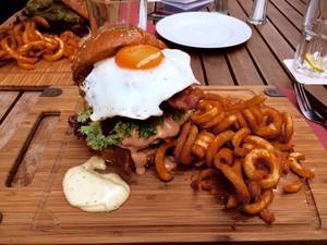 Food Porn Asian - Hamburger Cheeseburger French fries Bacon dish food cuisine brunch