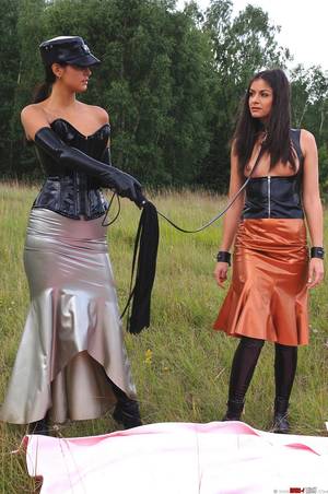 lesbian strapon outdoors - 