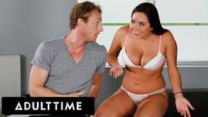 massage seduced - Erotic Massage Seduction Porn Videos | Pornhub.com