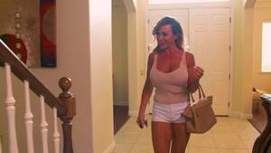 Black Stepmom Porn Anime - My Stepmom is HOT ASF Aubrey Black