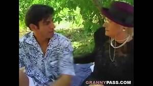 Fuck Me Granny - Fuck Me All Day - Real Granny Porn - XVIDEOS.COM