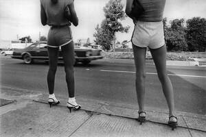 70s brothel porno - Prostitutes in Can Tho, Vietnam, 1970 by Philip Jones Griffith. [1280x1797]  : r/HistoryPorn