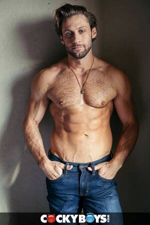 Dominance Leo Porn - Muscular Gay Porn Star Dom King Makes His CockyBoys Debut Fucking Leo Grand  Bareback