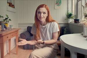 Hot Sexy Women Porn And A Desk Near Employee - A Frank Talk With the Ex-Pornhub Employee in Netflix's 'Money Shot'