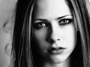 Avril Lavigne Hardcore Porn - Avril Lavigne - Black And White Eyes - MyConfinedSpace