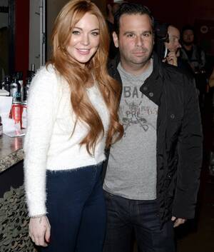 lindsay lohan blowjob - I think this has already been posted before, but I'll post it since it's  entertaining. Back in 2014 Lindsay Lohan was supposed to star in a film  produced by Randall Emmett. She also admitted to an affair with a married  man, who had kids and would send 