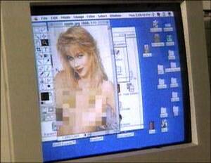 Chritine Applegate Porn.com - CNN - Net nudies bare celebrity goods - Sept. 27, 1995