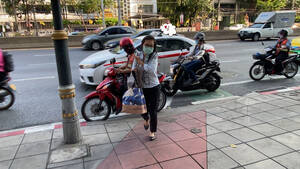 Bangkok Street Walk - BANGKOK LOCKDOWN 2020 Street Walk on Asian Sex Diary