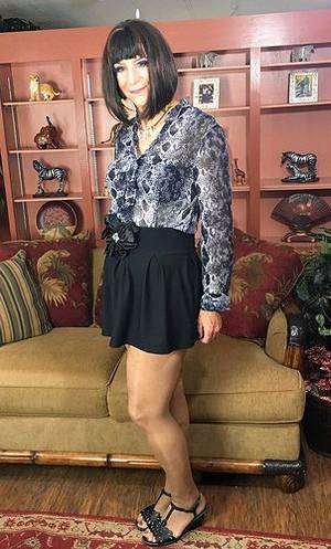 flickr shemales long nails - Woman