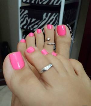 hot pink black tips footjob - she has cute pink toes!