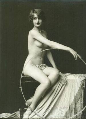 Barbara Stanwyck Naked Porn - Ziegfeld Girl Barbara Stanwyck Photographed By A. Johnston (c.