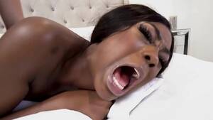 ebony scream - Screaming Ebony chick fucked real hard - black porn - XVIDEOS.COM
