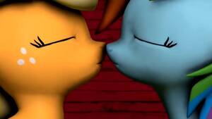 Mlp Porn Lesbian Tongue - My little pony kissing - ThisVid.com