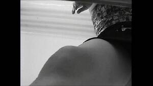 amateur waitress upskirt - waitress upskirt at bar - XVIDEOS.COM