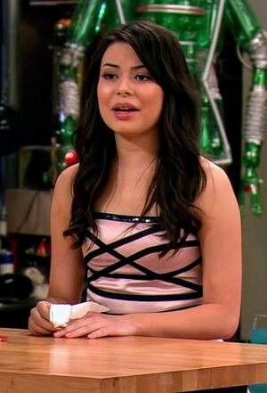 miranda cosgrove upskirt - Images