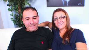 Cute Amateur Housewife Porn - Cute amateur wife is excited to make her first porn - XVIDEOS.COM