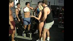 Brazilian Gangbang Gym - Gangbang in gym - XVIDEOS.COM
