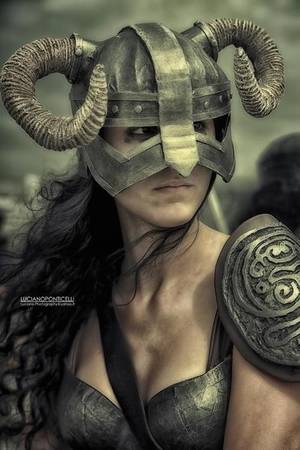 Cosplay Skyrim Dawnguard Porn - Skyrim Cosplay by Florinda Zanetti
