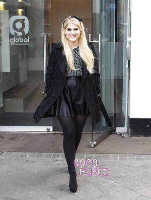 Meghan Trainor Hardcore Porn - Meghan Trainor s sexy curvy ass in tights and pantyhose - 22 photos