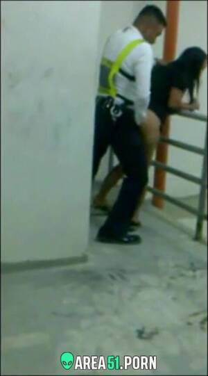 desi scandles xxx fucking - Desi XXX scandal MMs! Security guard fucking girl client in the bank |  AREA51.PORN