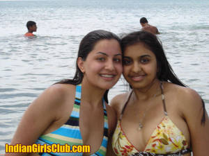 beach sex indian - sexy nri girls on beach BOOM BOOM