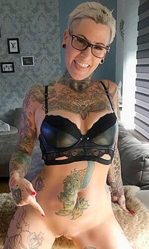 Kinky Cat Porn - Lady Kinky Cat Pornstar Profile - PornZog Free Porn Clips