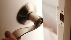 Church Bathroom Porn - 5 of The Most Helpful Realizations I Had About Quitting Porn - Finds.Life. Church