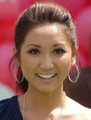 Brenda Song Porn Sweet Life - 