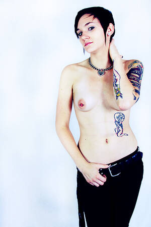 Androgynous Queer - image-3603