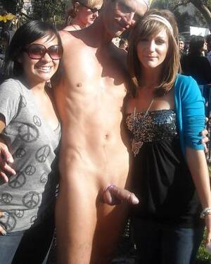 Girls Pose With Huge Cock - Girls posing next to a cock Porn Pictures, XXX Photos, Sex Images #1168743  - PICTOA