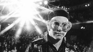 Elton John Porn - Elton John Comes Out as Bisexual in Rolling Stone's 1976 Cover Story