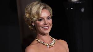 Katherine Heigl Xxx Porn - Katherine Heigl Poses In Nothing But A Hoodie