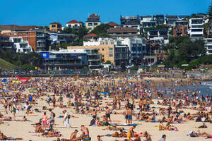 australian nude beach sex - Kiwis keen to their gear off and bathe nude | Otago Daily Times Online News