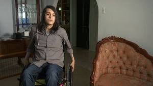 Hot In Cleveland Joy Porn - Paralyzed shooting victim gets bullet removed from neck almost 5 years later