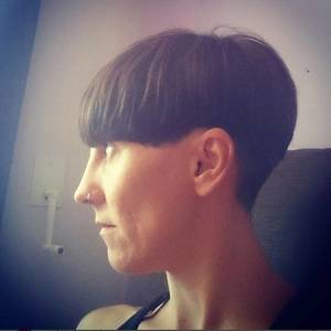 Cute Girl With Short Hair - short hair girls + pixiecut op Instagram: \