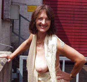 Mature Trailer Trash - trailer trash - Trailer park trash | MOTHERLESS.COM â„¢